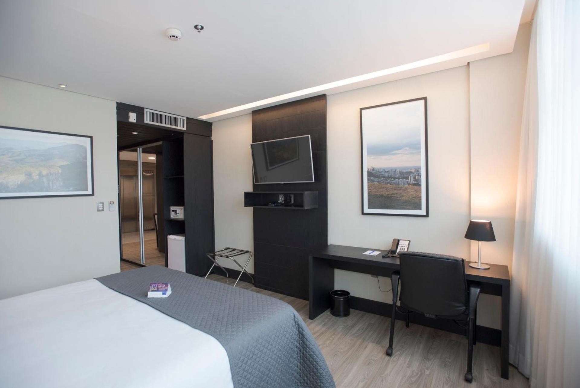 Suíte Premium com Cama Queen-size - Não Fumantes